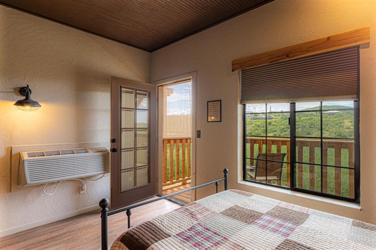 -Pet Friendly- Miners Cabin #6 - King Bed With Private Balcony Tombstone Zewnętrze zdjęcie